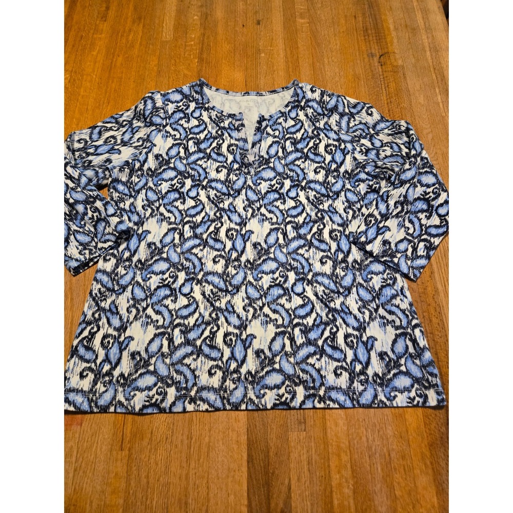 Kim Rogers Women XL Blue White Ikat Paisley Split V-Neck 3/4 Sleeve Blouse